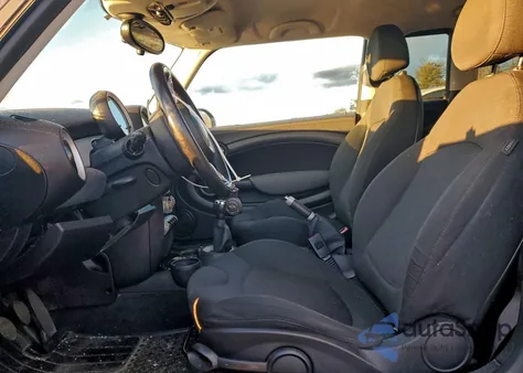 2009 Mini Cooper Clubman from USA, damaged, VIN WMWML33509TP97375